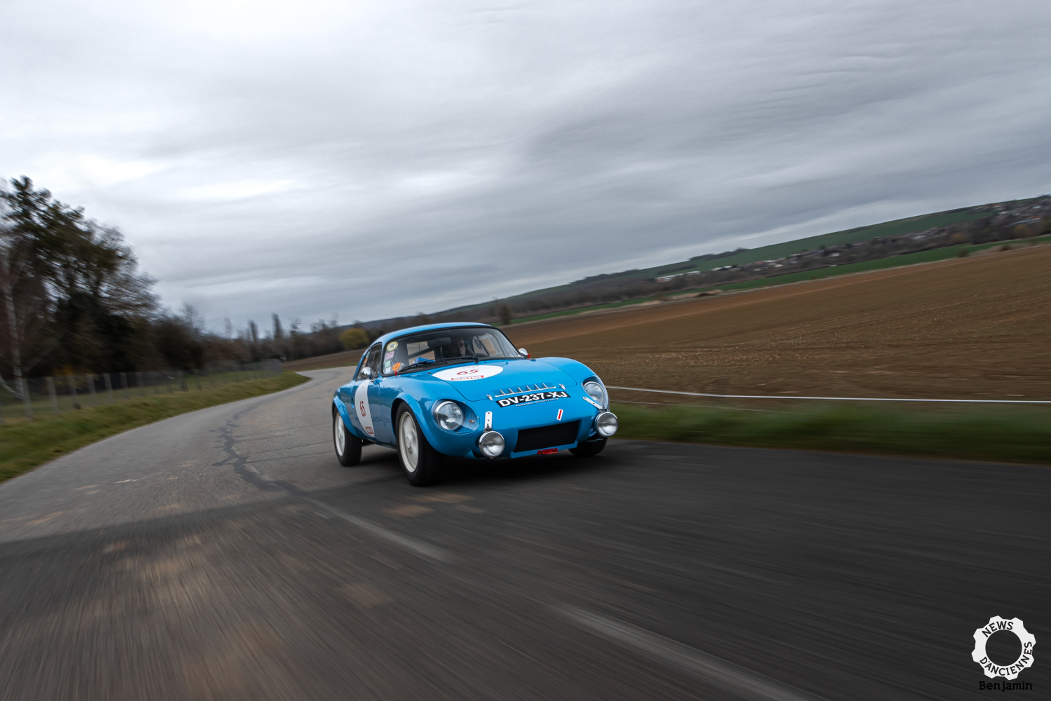 Au volant d’une Matra Djet VS, prête pour le Tour Auto 2023… ou plus !