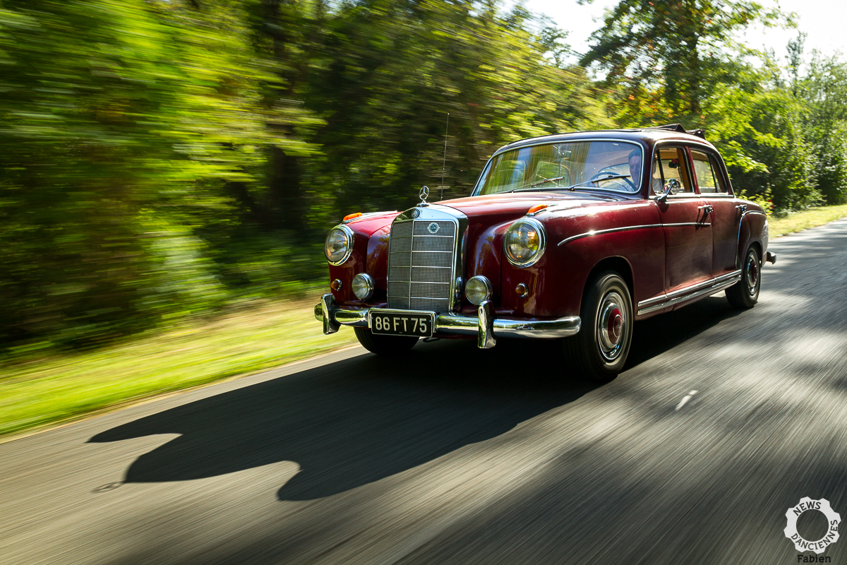Essai d’une Mercedes-Benz 220S : un ponton pour un navire amiral