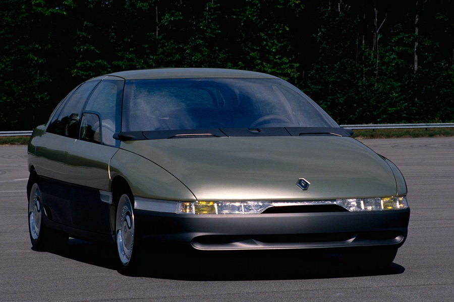 Concepts et Études, ép. 54 : Renault Mégane, une voiture qu’elle aurait été bien pour la conduire