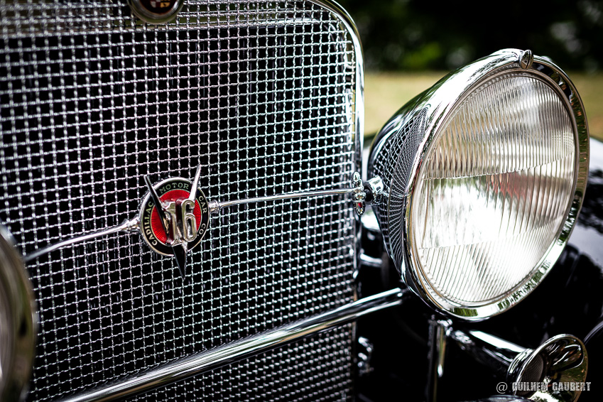 Le moteur V16 fait de la résistance
