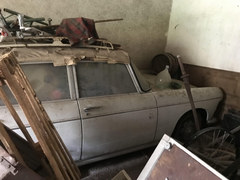PEUGEOT 404 INJECTION