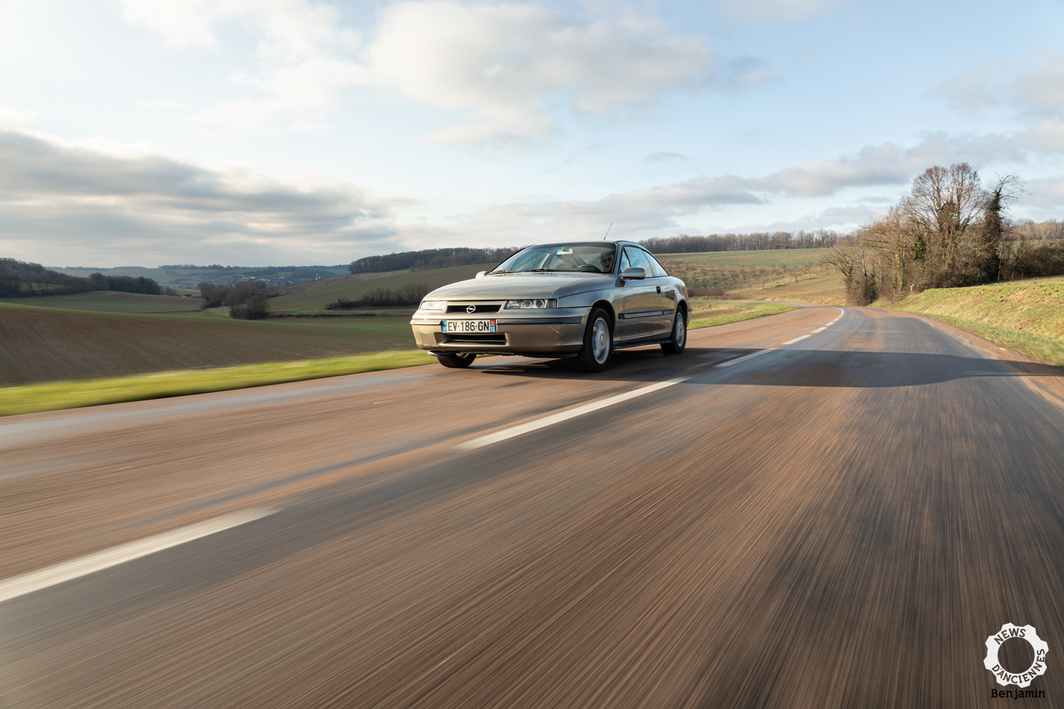 Essai d’une Opel Calibra, un coupé performant, élégant et (très) discret