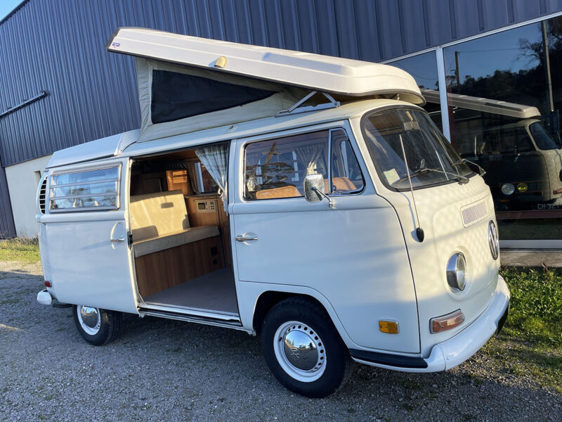 Volkswagen Combi T2A Bay Window Camper