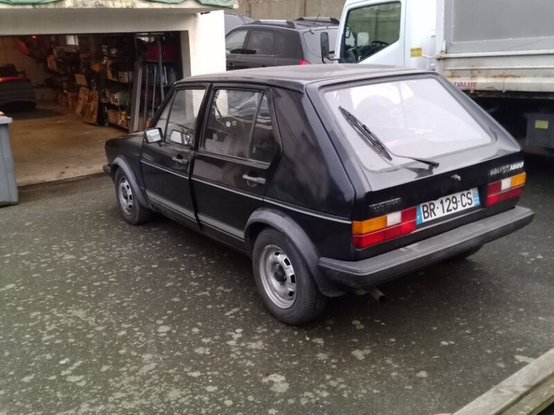 GOLF GTI SERIE 1 1800