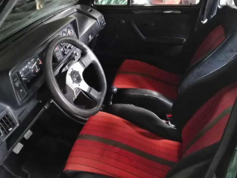 GOLF GTI SERIE 1 1800