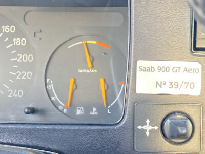 Rare SAAB 900 GT AERO 39/70 ex pour la France Boitier rouge 185 cv