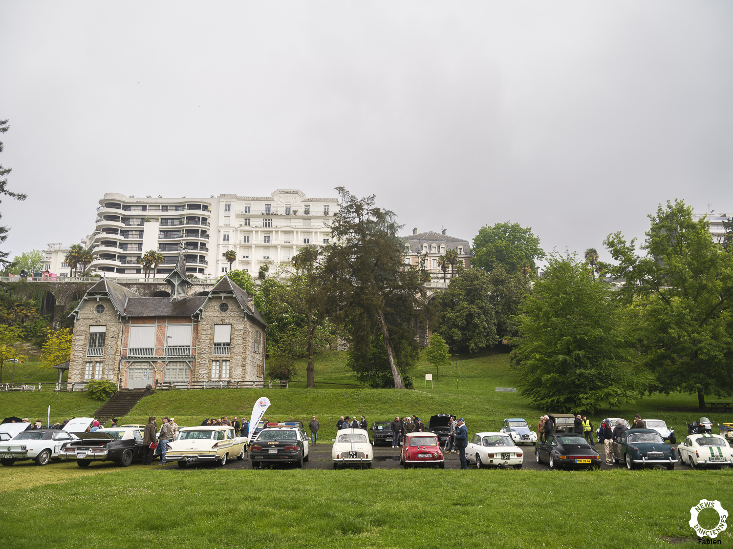 À Pau, la JNVE se tenait au coeur du paddock historique