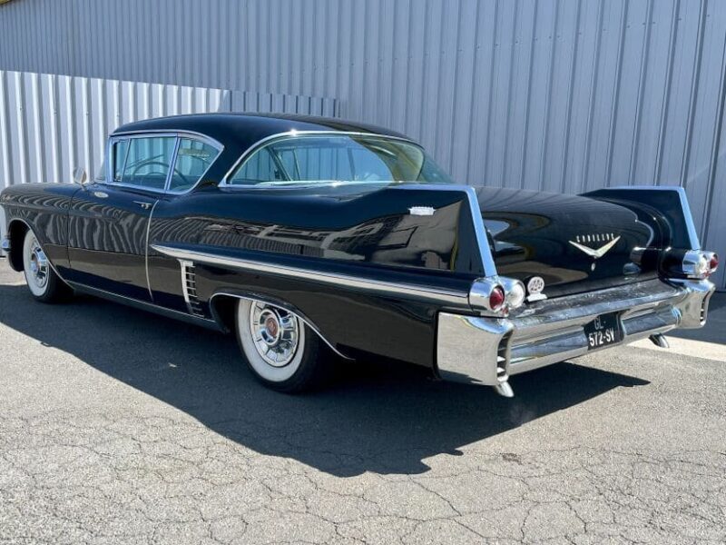 Cadillac Coupé De Ville