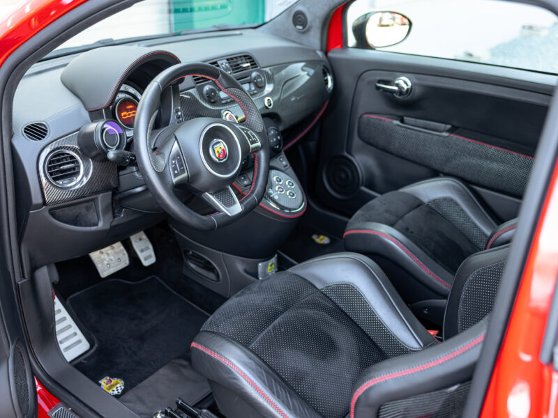 Fiat Abarth 695 Tributo Ferrari N°615/1199