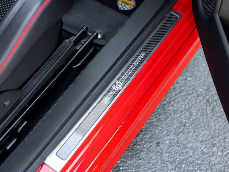 Fiat Abarth 695 Tributo Ferrari N°615/1199