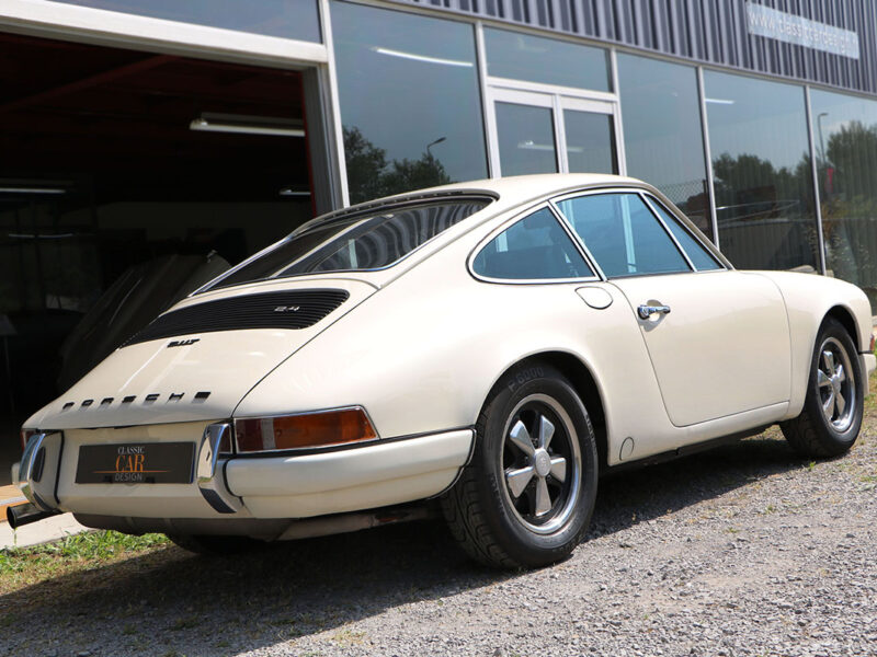 Porsche 911 2,4 T "oil flap"