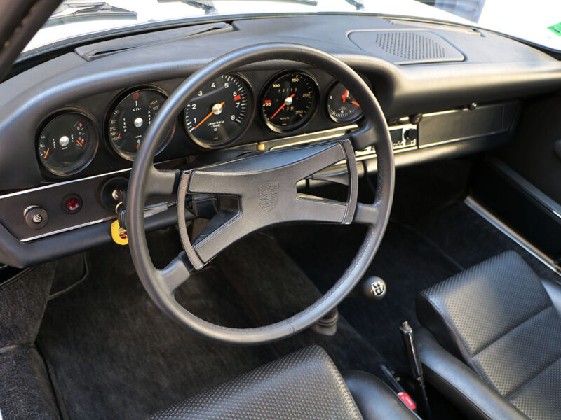 Porsche 911 2,4 T "oil flap"