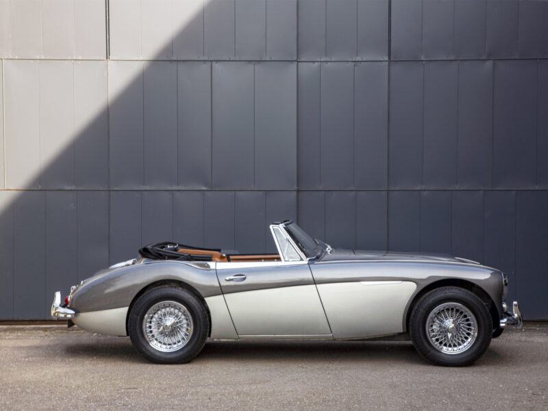 AUSTIN HEALEY 3000 MKIII BJ8