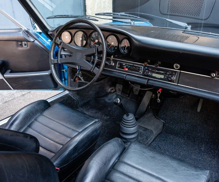 PORSCHE 911 2.4L S