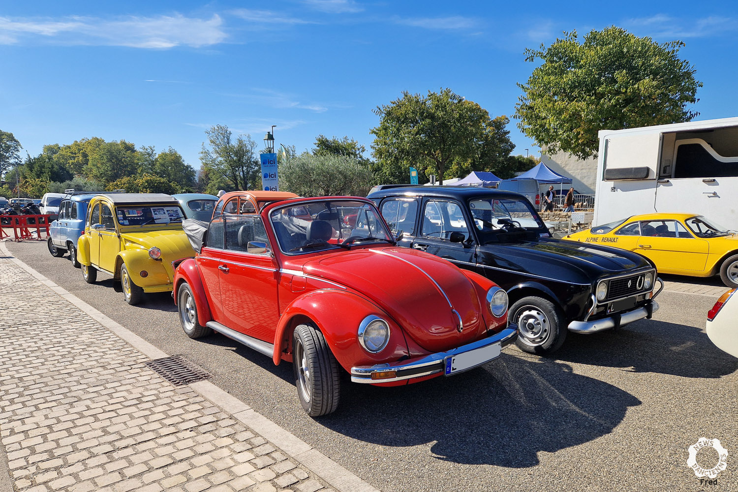 Les anciennes se sont invitées aux Vendanges de l’histoire à Chusclan (30)