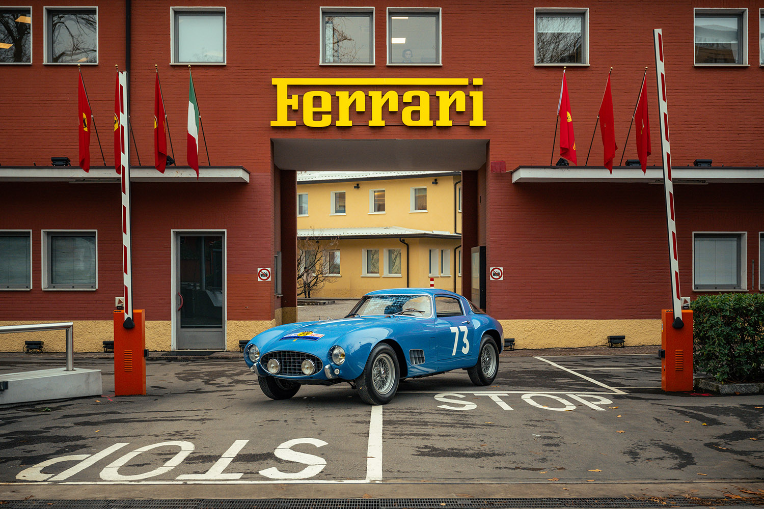 Des stars nombreuses au catalogue de la vente RM Sotheby’s à Paris