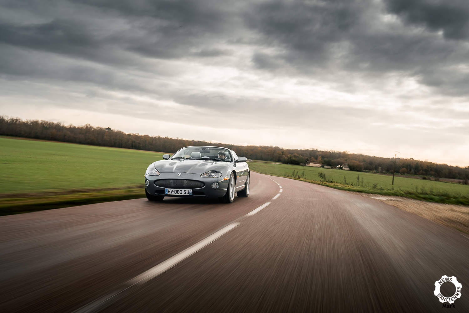 Essai d’une Jaguar XKR Cabriolet, cab’ performant sans avoir besoin d’être sportif