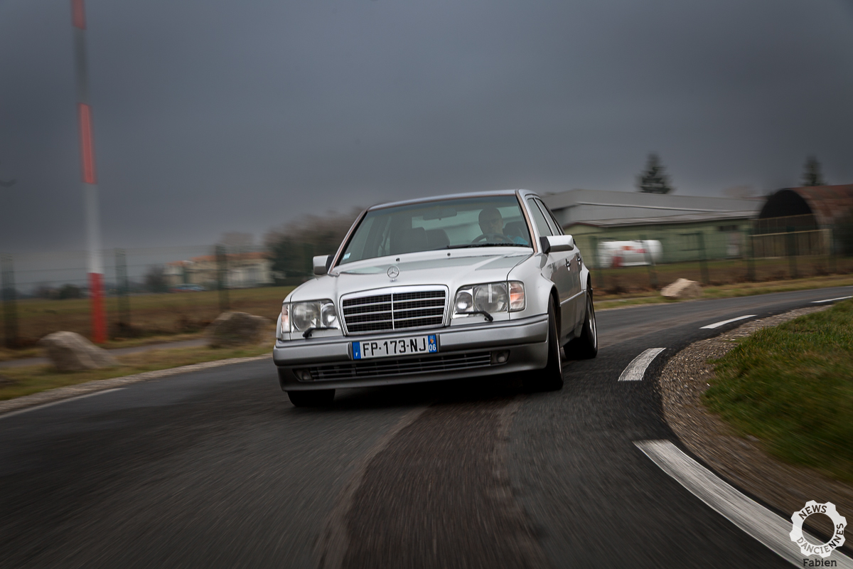 Essai d’une Mercedes E500, l’avion de chasse de Stuttgart