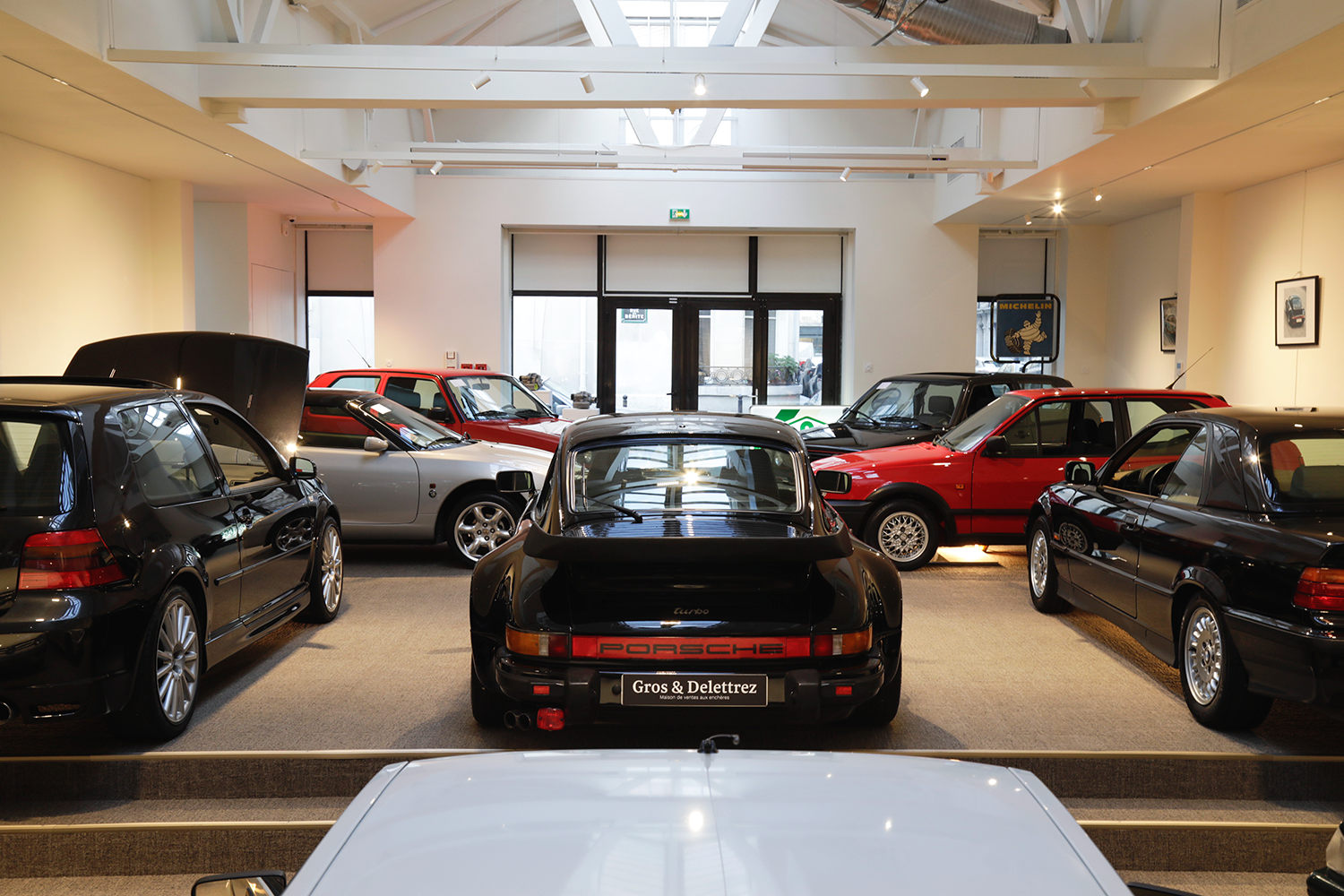 Beau début d’année pour Gros & Delettrez avec les Youngtimers et l’Automobilia