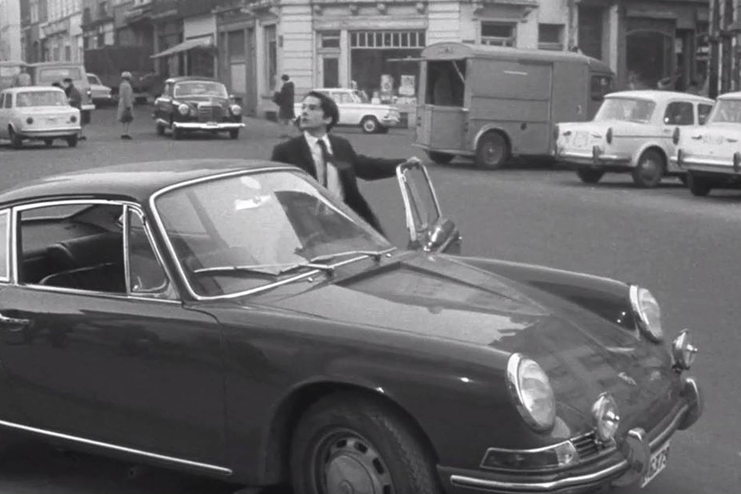 Casting d’Anciennes : La Porsche 912 dans « Le Départ »