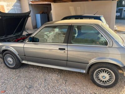BMW 325ix-1986